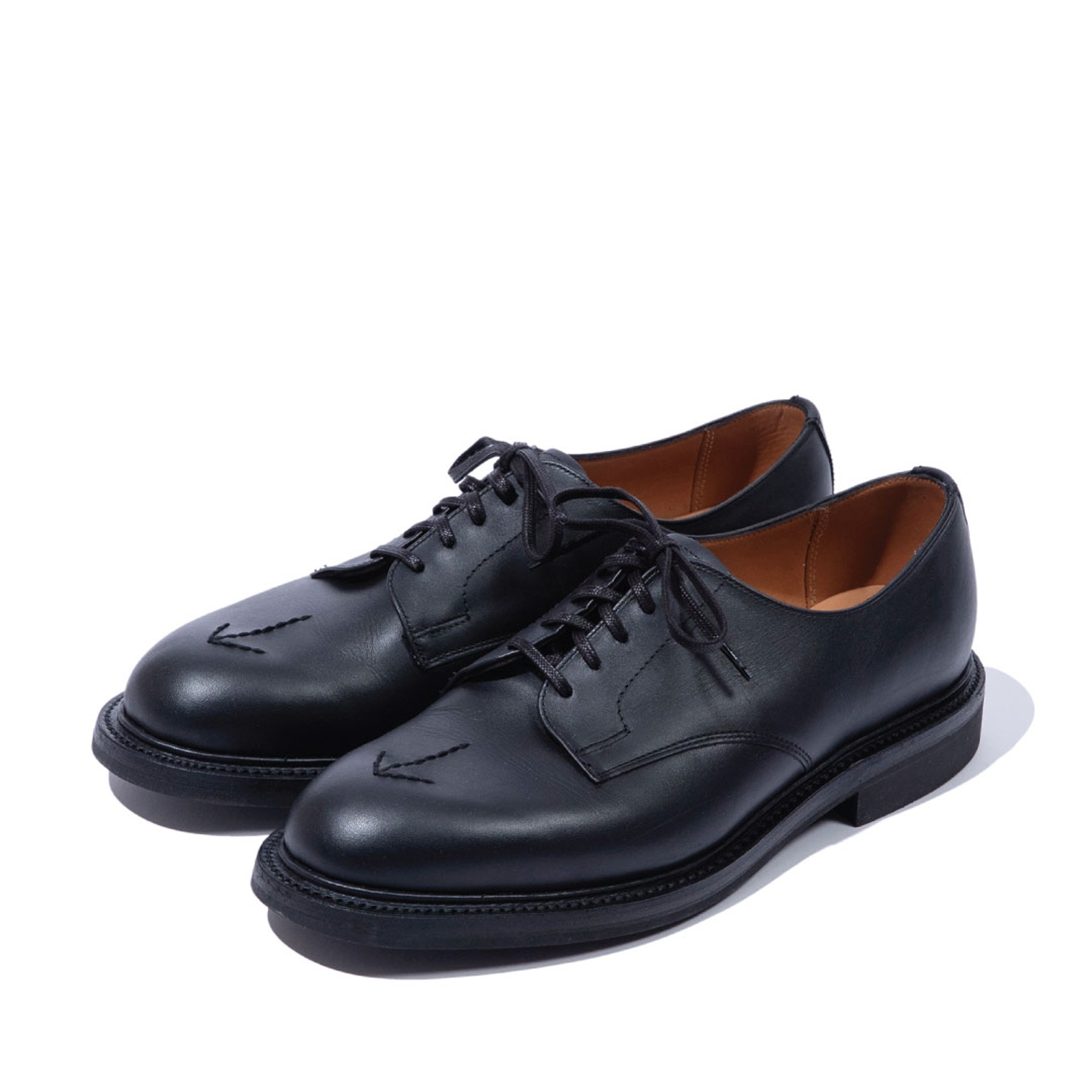 PLAIN TOE DERBY - BLACK WAXY LEATHER with BLACK ARROW