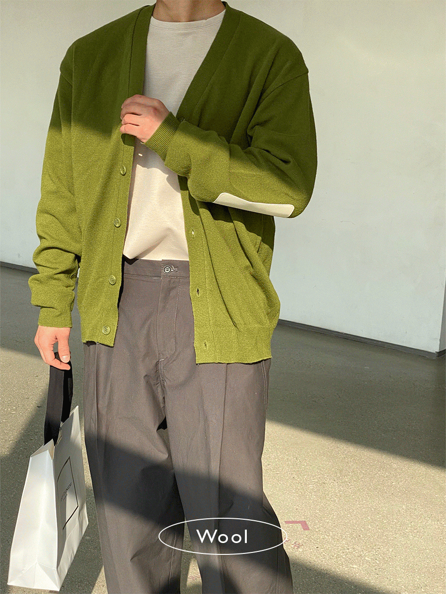 [Wool] Roll patch v-neck cardigan