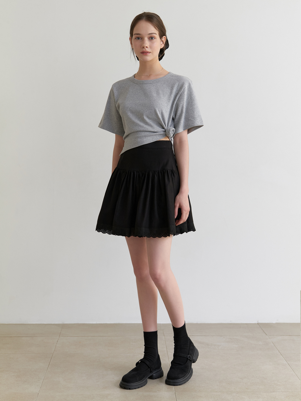 Afternoon mini skirt (black)