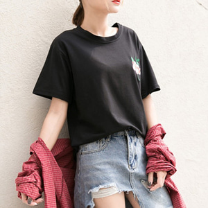 [해외] TOP신상 패션 캐주얼 여성 느슨한 미니얼 라운드넥 꽃 자수 순색 티셔츠