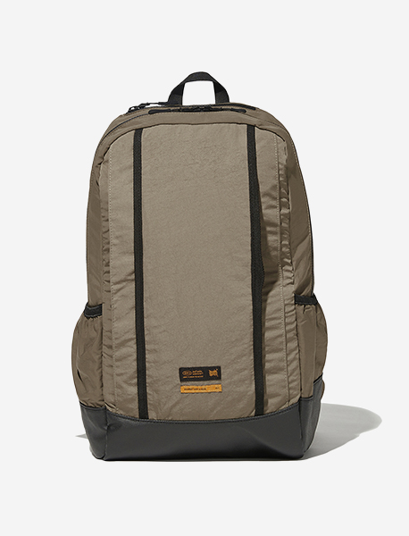 ABROAD BACKPACK - BROWN