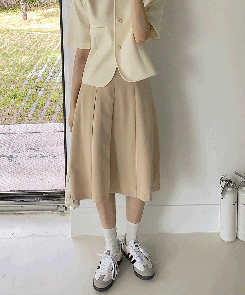 Nua Pleated Midi Skirt