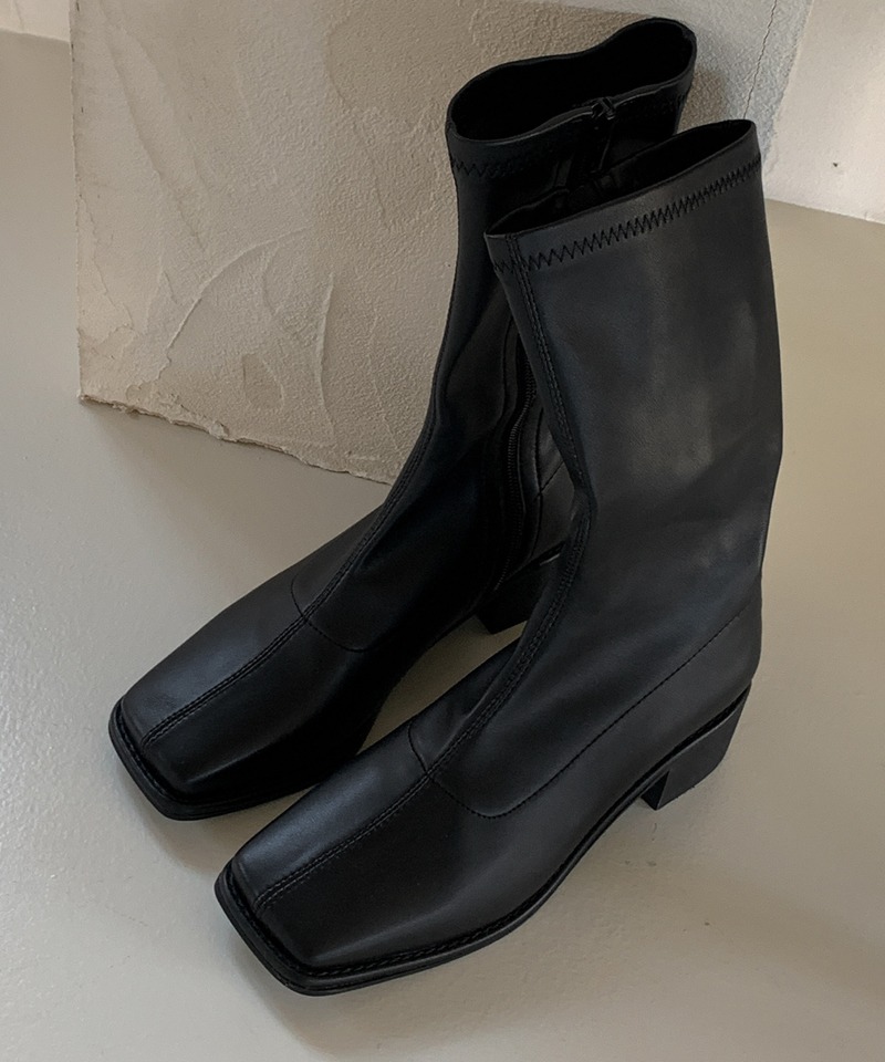Square ankle boots : [PRODUCT_SUMMARY_DESC]