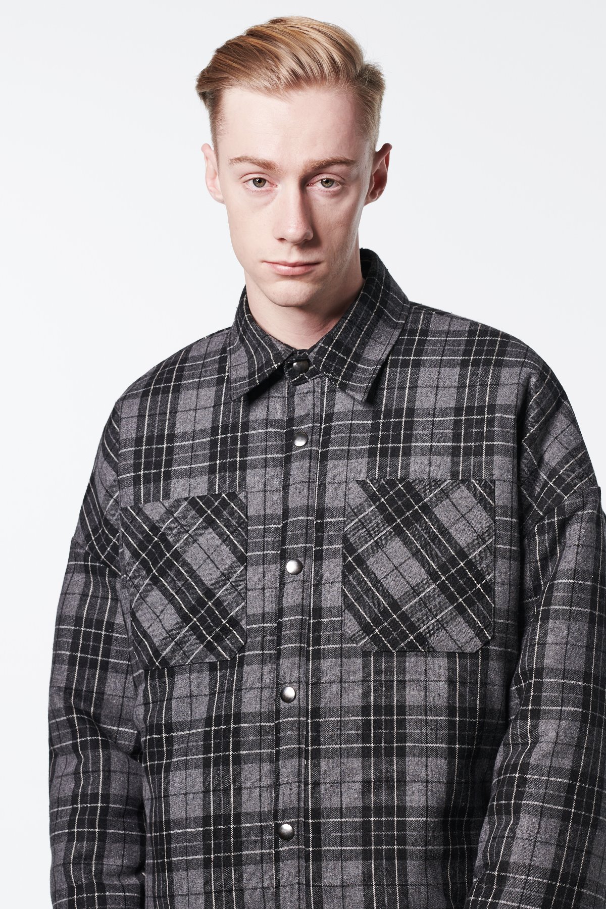 BLACK FLANNEL PADDING SHIRTS