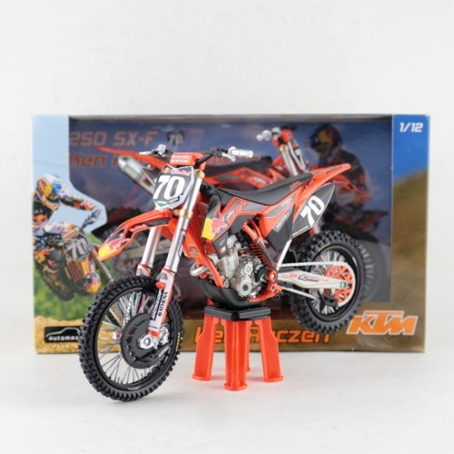 KTM 450 SX-F 2013 1호 피규어 (1:12)