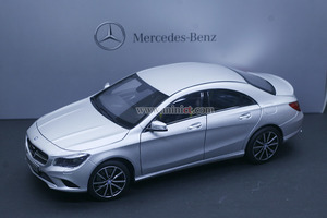 1:18 2013 MERCEDES-BENZ CLA-CLASS 무광실버 딜러버젼