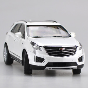 1:18 Cadillac XT5