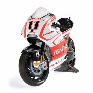 Minichamps 1:12 2013 Ducati Desmosedici GP13 Ben Spies