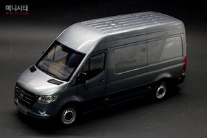 1:18 Mercedes-Benz Sprinter Panel Van year 2018 selenitgrau metallic  다이캐스트 모형자동차