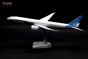 1:200 11304GRMU BOEING 777-9 호간사 수집용 미니어처 모형비행기