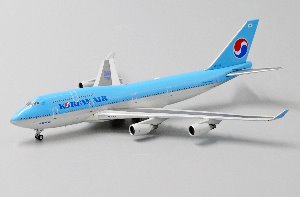 EW4744001 1/400 Korean Air Boeing 747-400 Reg: HL7402 대한항공 모형