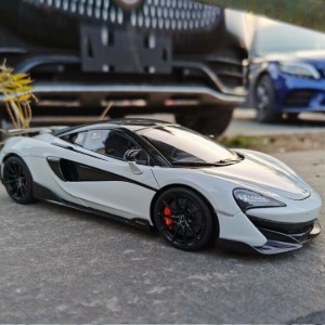 1:18 Mclaren 600LT (White color) 맥라렌 다이캐스트 모형자동차 국내 배송 무료배송