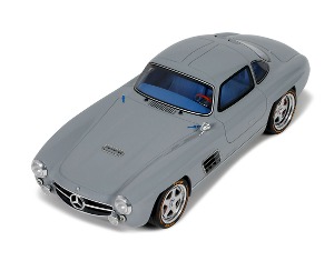 선주문 1:18  GT418 - S-KLUB MERCEDES GULLWING  자동차 다이캐스트 모형 수집용