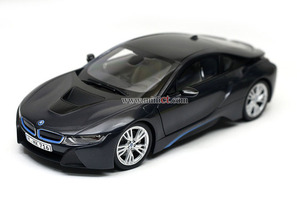 1:18 BMW i8 딜러버젼