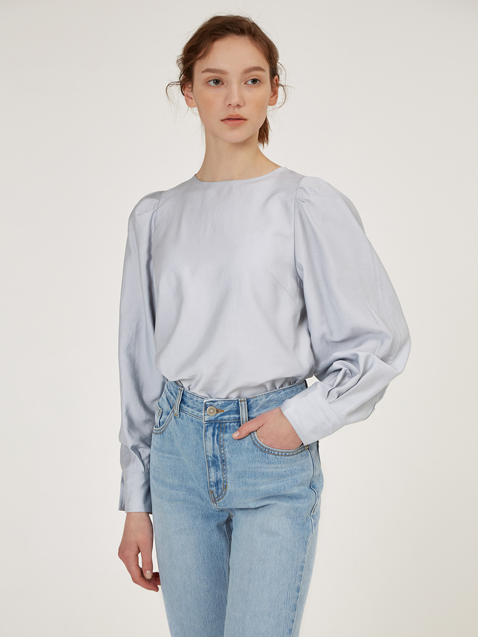 HACIE - PUFF-SLEEVE BACK POINT BLOUSE [6COLORS]