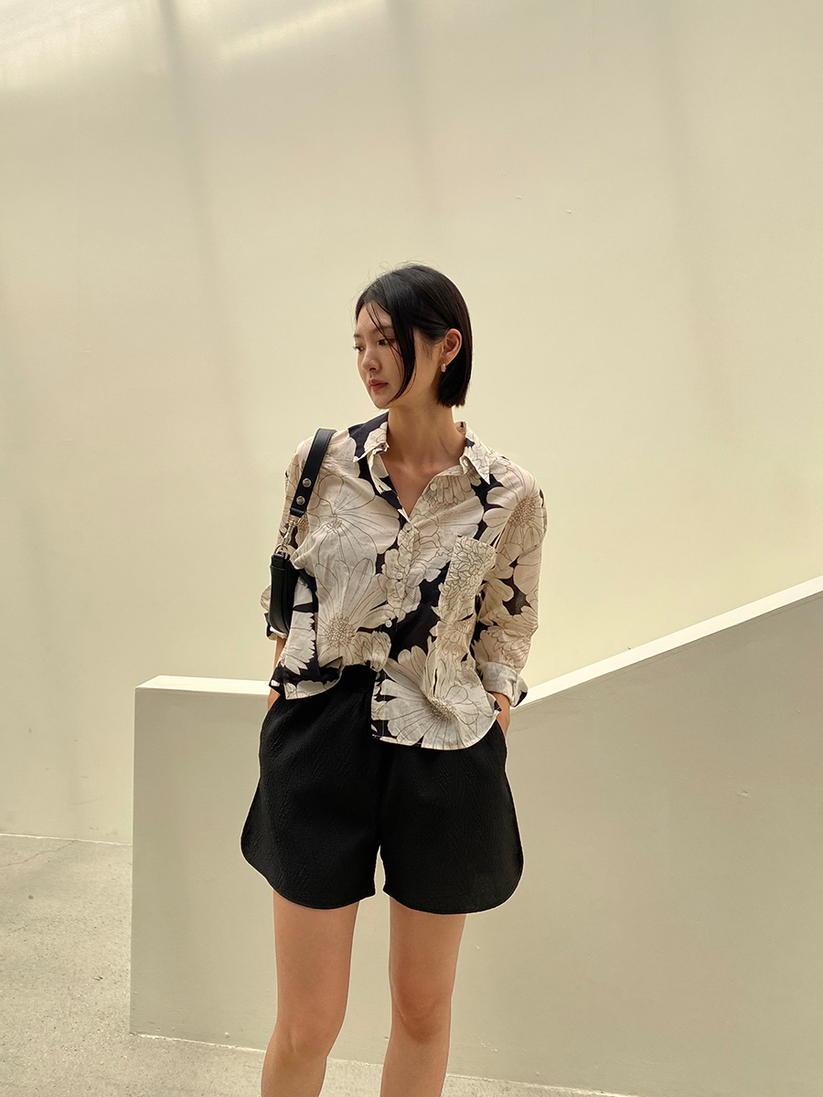 blouse model image-S11L36