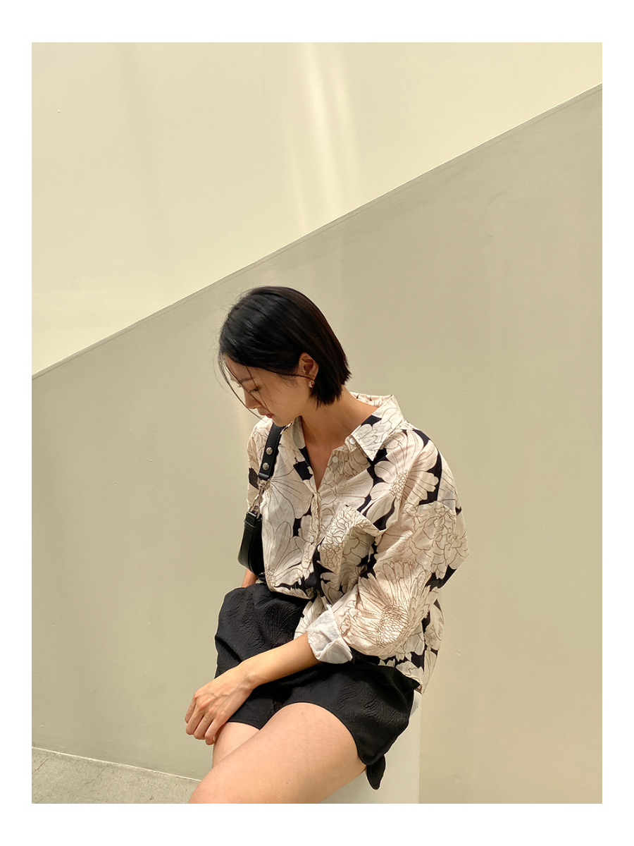 blouse model image-S11L29