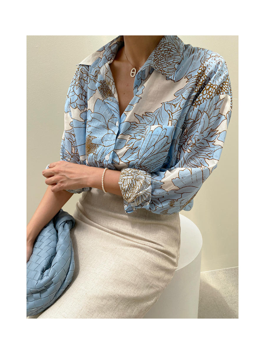 blouse model image-S11L15