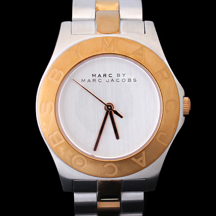 Marc Jacobs(마크제이콥스) MBM3129 로즈골드 컬러 메탈 밴드 시계