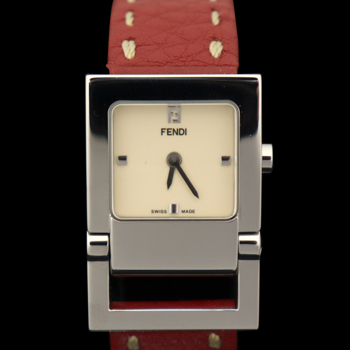 Fendi(펜디) 5200L 스틸 쿼츠 셀러리아 가죽 밴드 여성 시계