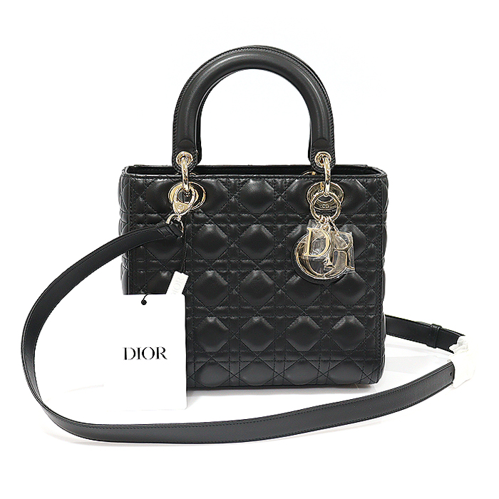 Dior(크리스챤디올) M0565ONGE 블랙 까나쥬 램스킨 레이디 디올 미듐 2WAY