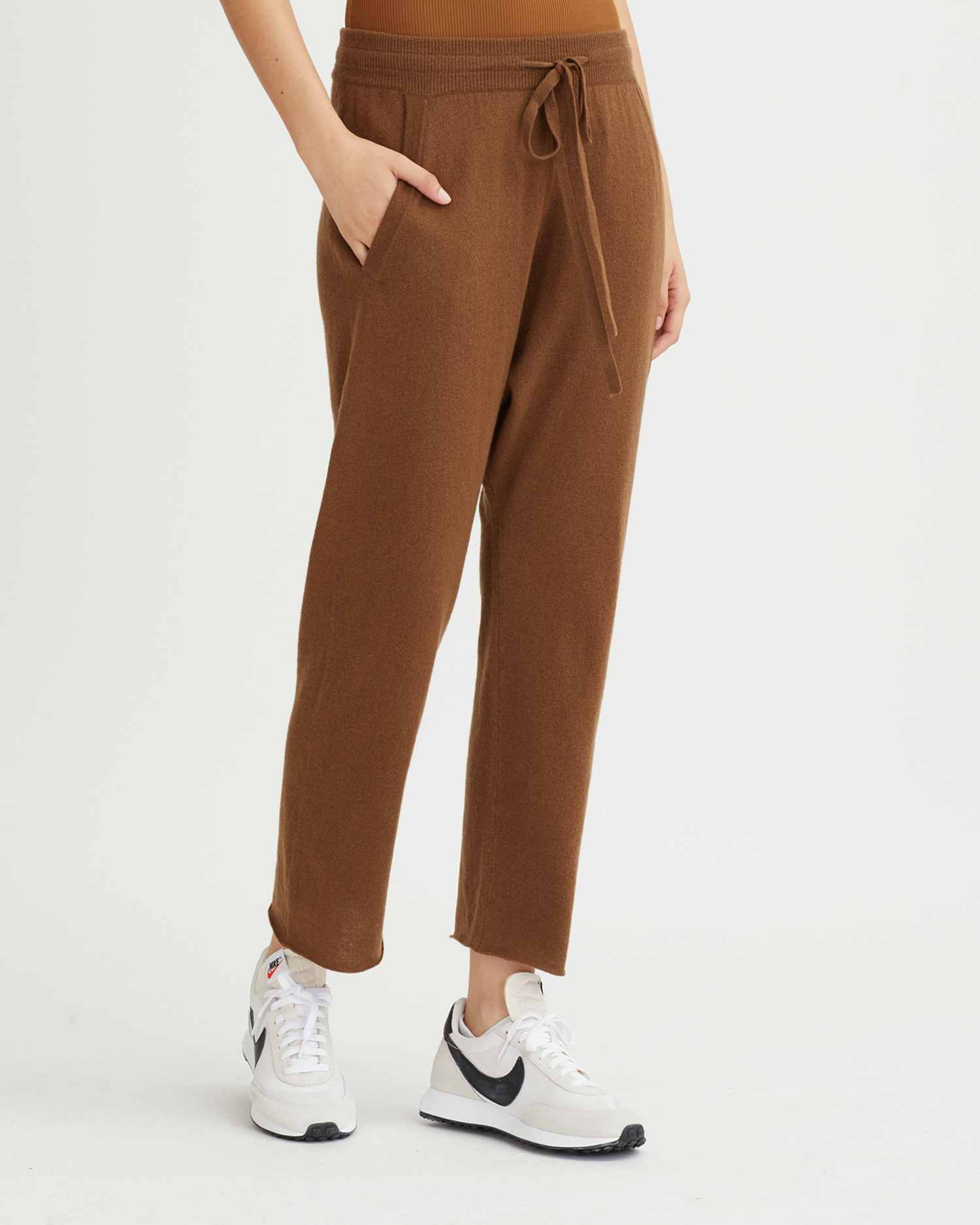 NILA PANTS WALNUT