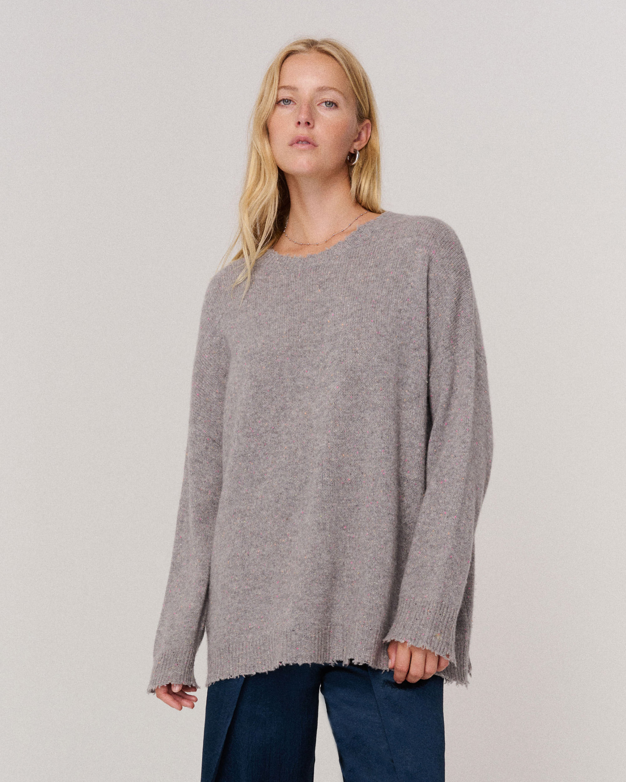 OLIVIA SWEATER HTR. GREY