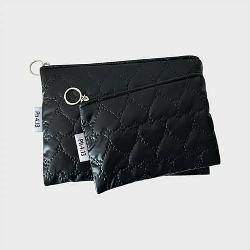 [Ph4.13] Heart Quilted Pouch - black (3차입고)