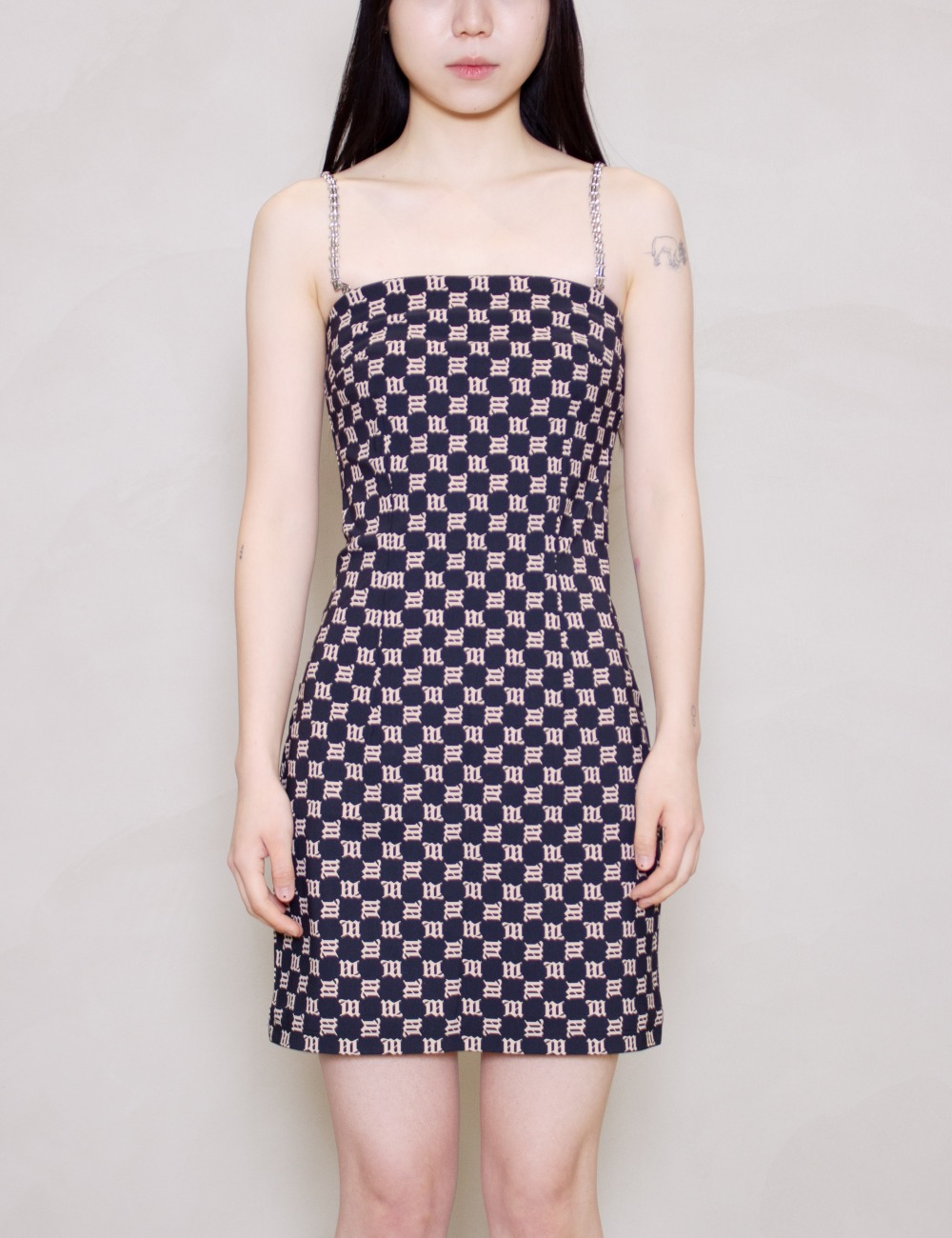 MONOGRAM SPAGHETTI MINI DRESS_BLACK/BEIGE