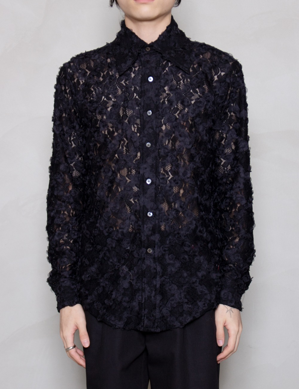 FLORAL LACE L/S SHIRT_BLACK