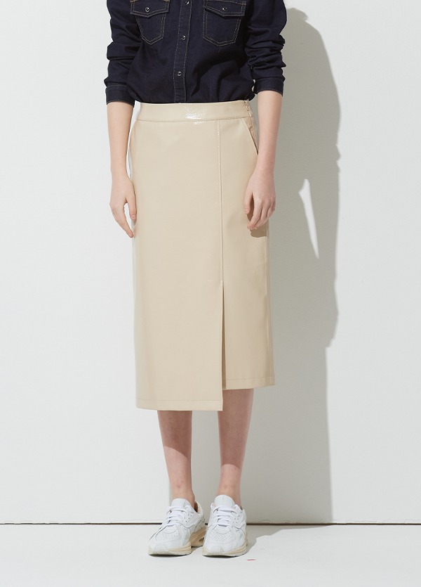 에시메트릭 애나멜 에코 스커트 아이보리ASYMMETRIC ENAMEL ECO SKIRT IVORY