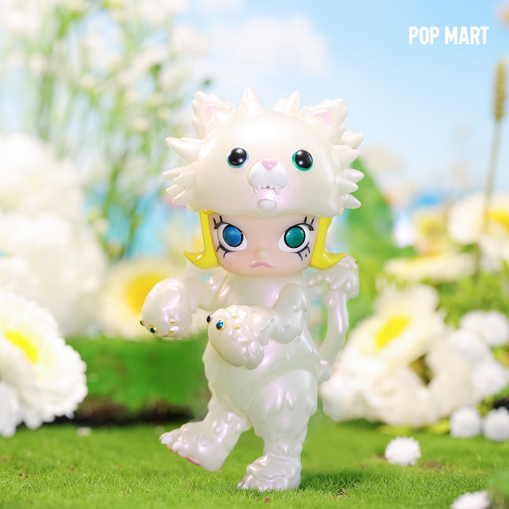 POP MART KOREA, Molly X Instinctoy Costume - 몰리 x 인스팅토이 코스튬 시리즈 (랜덤)