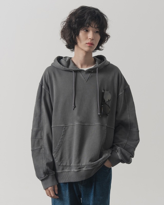 (ASI) HORIZON PIGMENT DYING HOODED T-SHIRT_CHARCOAL