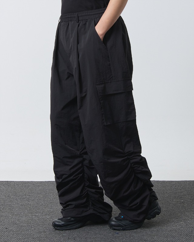 (VLAD) SHIRRING CARGO PANTS_BLACK