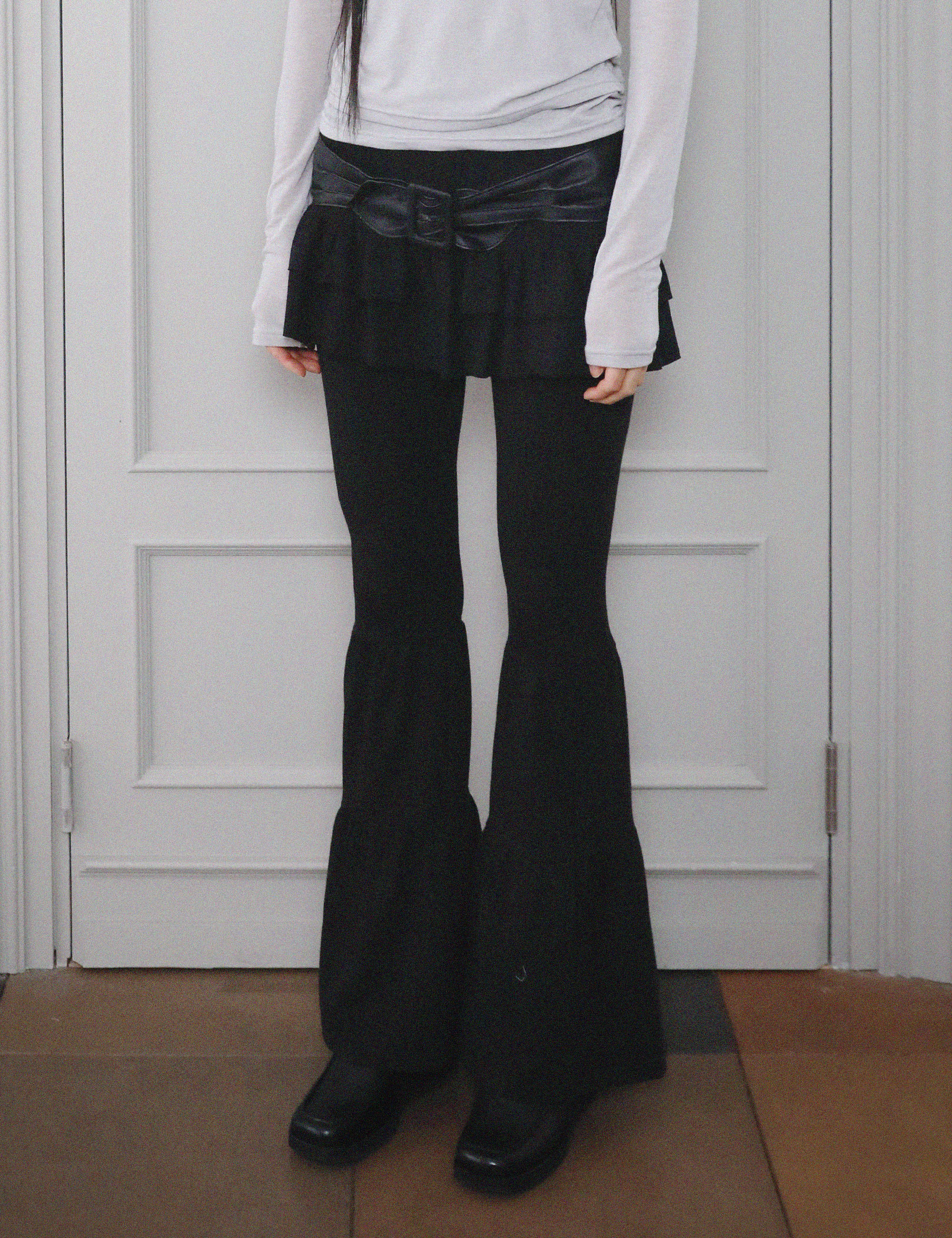 ugly-shadow-ss-25-cancan-shirring-skirt-pants(black)