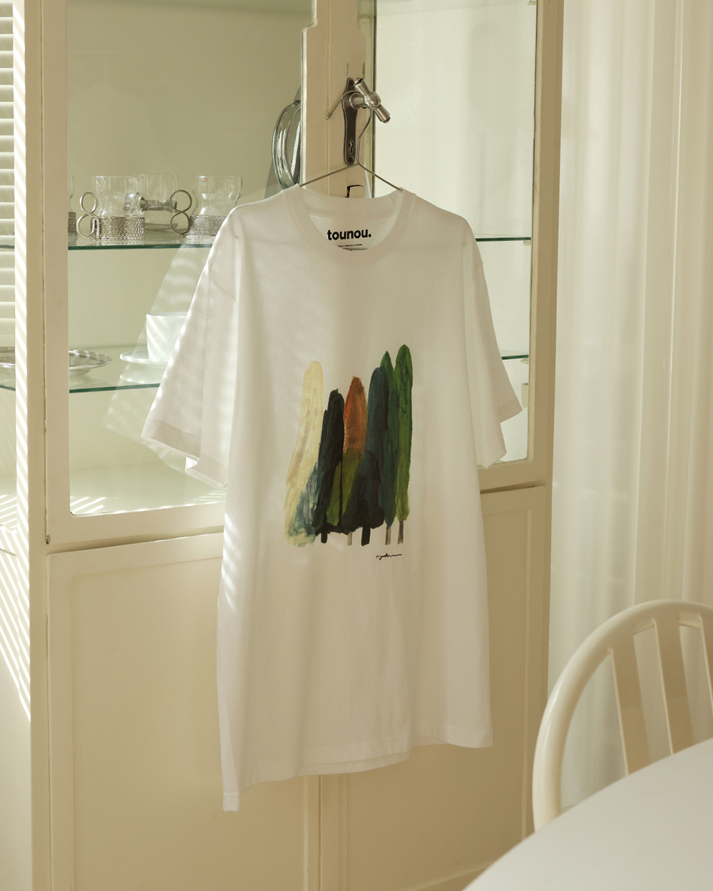 반팔 티셔츠 아이보리 색상 이미지-S22L2