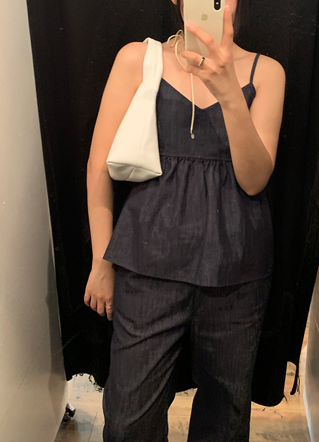 [논페이드] Raw denim sleeveless top (1color)