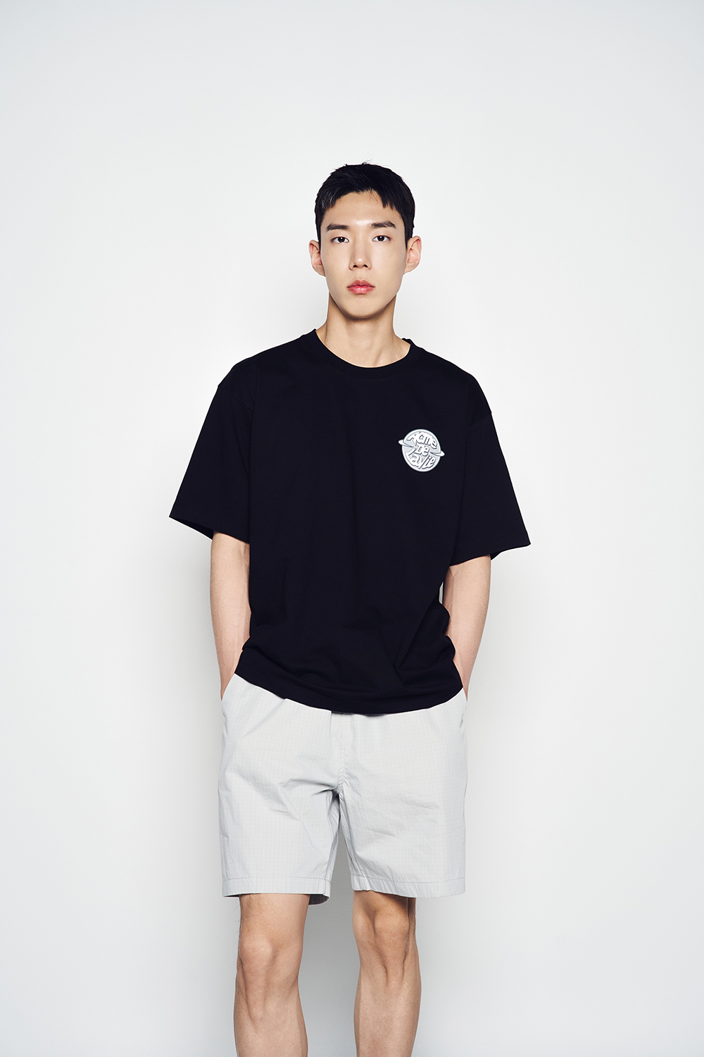 【ADLV】 ADLV SATURN LOGO SHORT SLEEVE T-SHIRT / 追跡付 ADLV SATURN LOGO SHORT SLEEVE T-SHIRT - 아크메드라비