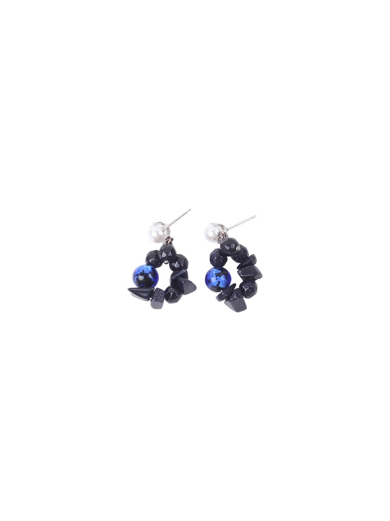 Earrings arro