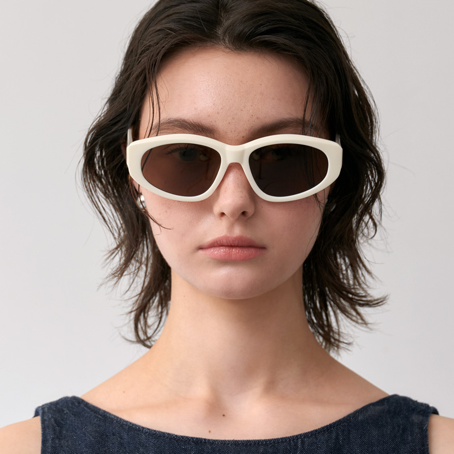 SUNGLASSES - ONE BRILLIANT