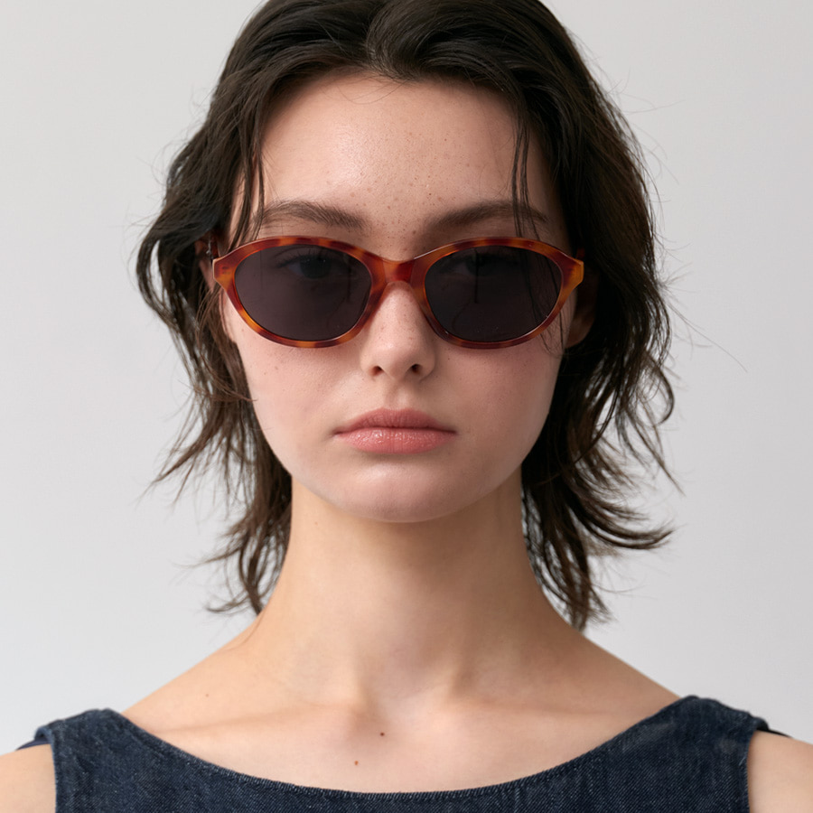 SUNGLASSES - ONE BRILLIANT