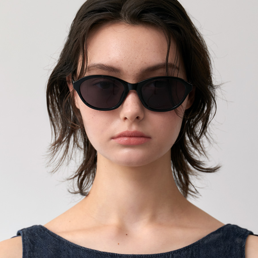 SUNGLASSES - ONE BRILLIANT