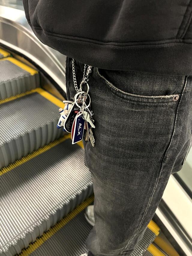 【ALEXII】TOO MUCH KEYRING ALEXII TOO MUCH KEYRING - メルカリ