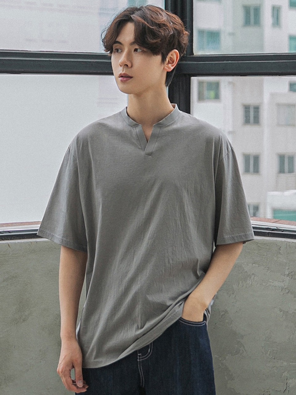 BIO V SLIT HALF T-SHIRT DLX8003_ASH GRAY