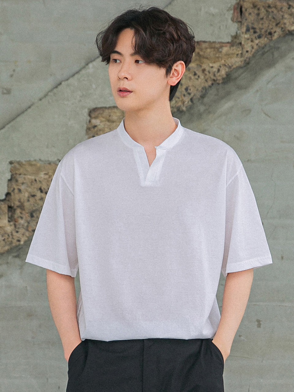 BIO V SLIT HALF T-SHIRT DLX8003_WHITE