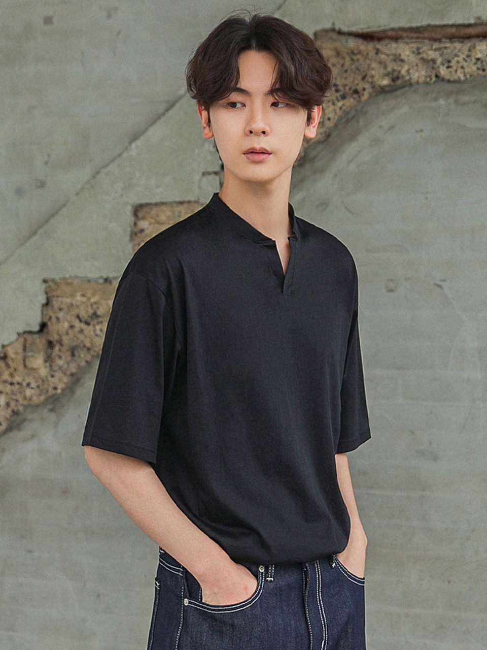 BIO V SLIT HALF T-SHIRT DLX8003_BLACK