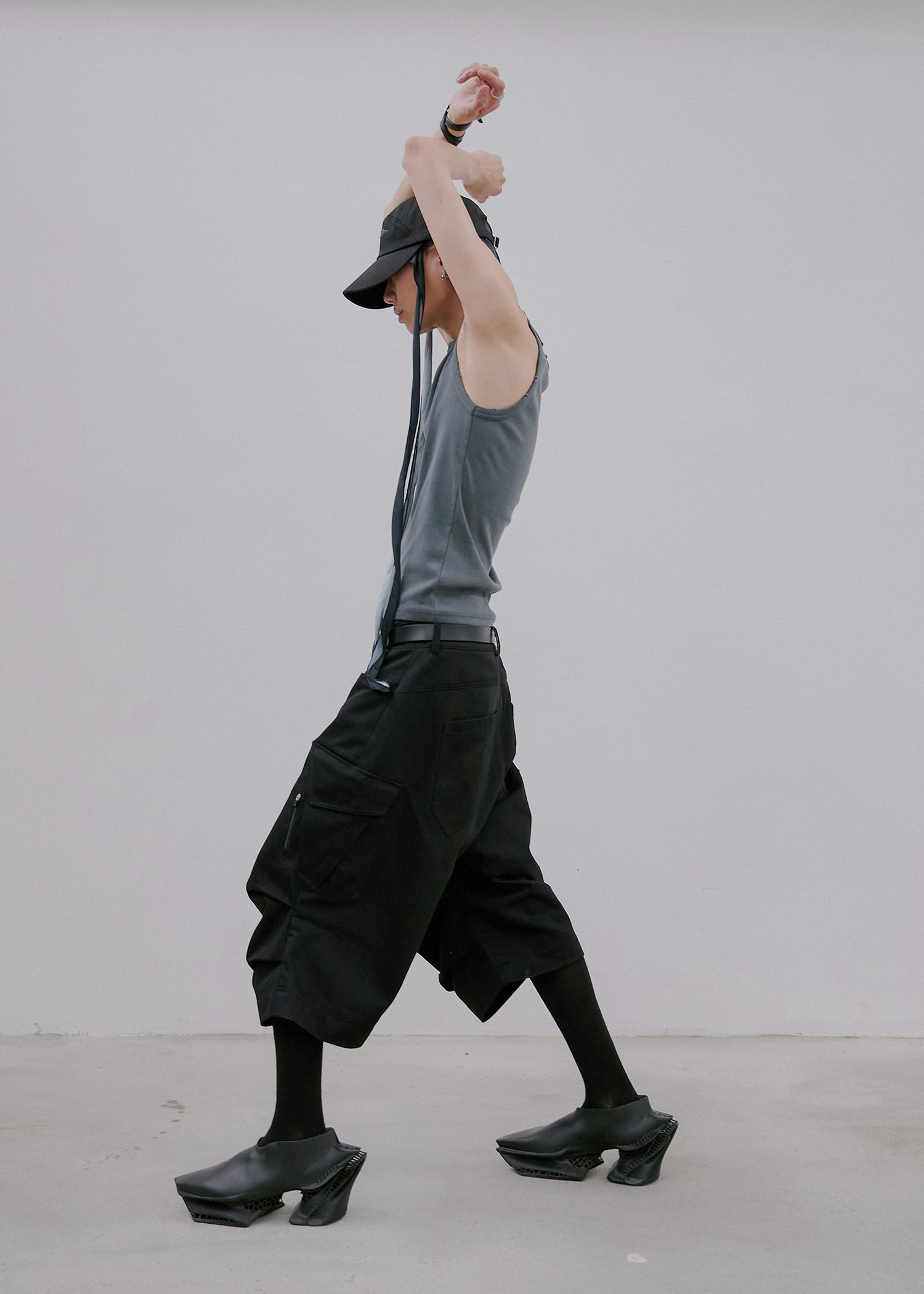 ●ANOTHERYOUTH● damage logo sleeveless - charcoal / unisex ANOTHERYOUTH