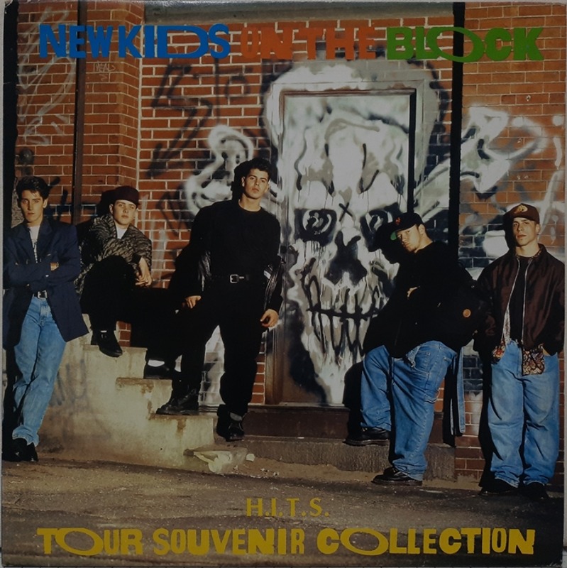 NEW KIDS ON THE BLOCK / H.I.T.S.TOUR SOUVENIR COLLECTION