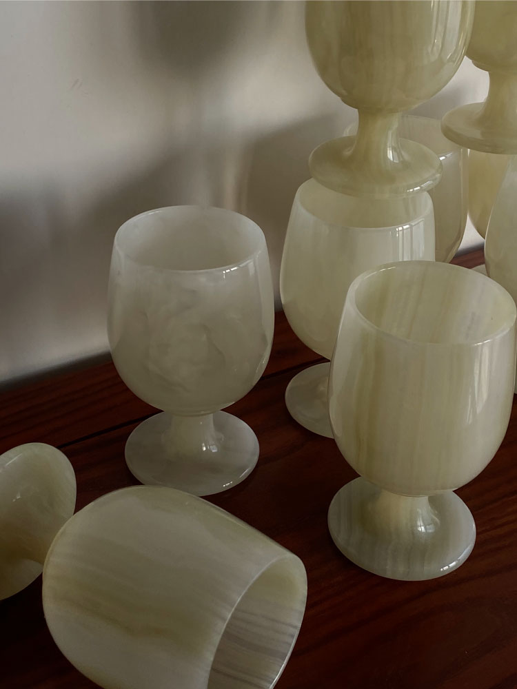 Natural jade goblets