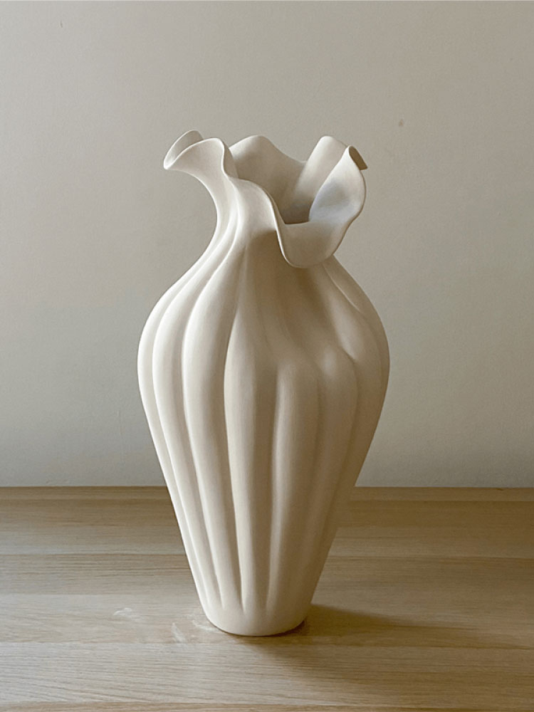 Lily White ceramic vase